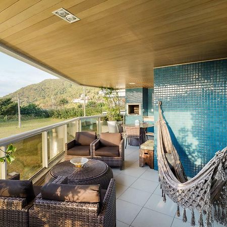 Apartamento Com 4 Suites Pe Na Areia ฟลอเรียนอโปลิส ภายนอก รูปภาพ